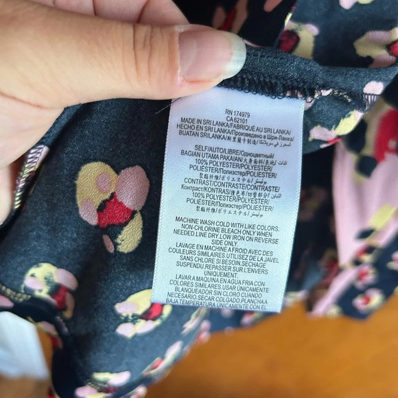 NWT BCBGENERATION FLORAL WRAP DRESS - Picture 5 of 5